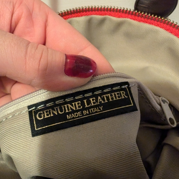 Genuine Italian leather vintage red crossbody bag - Picture 3 of 3